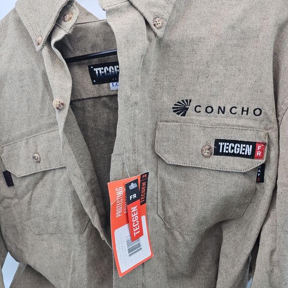 Men's Beige Casual Button Down Shirt FR FLAME RESISTANT - Picture 3 of 6